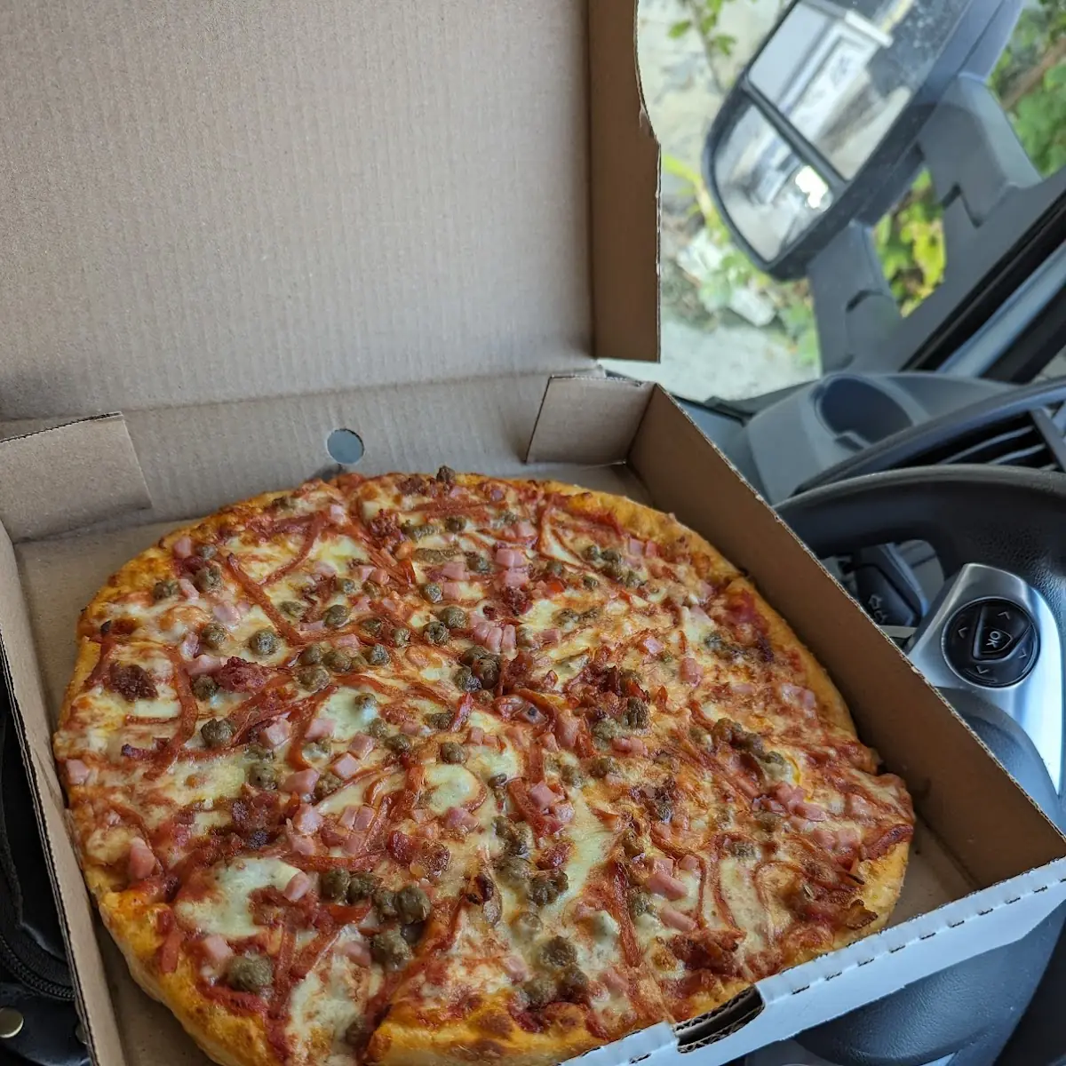 Highlights, Windsor Pizza and Pasta House - Jefferson
