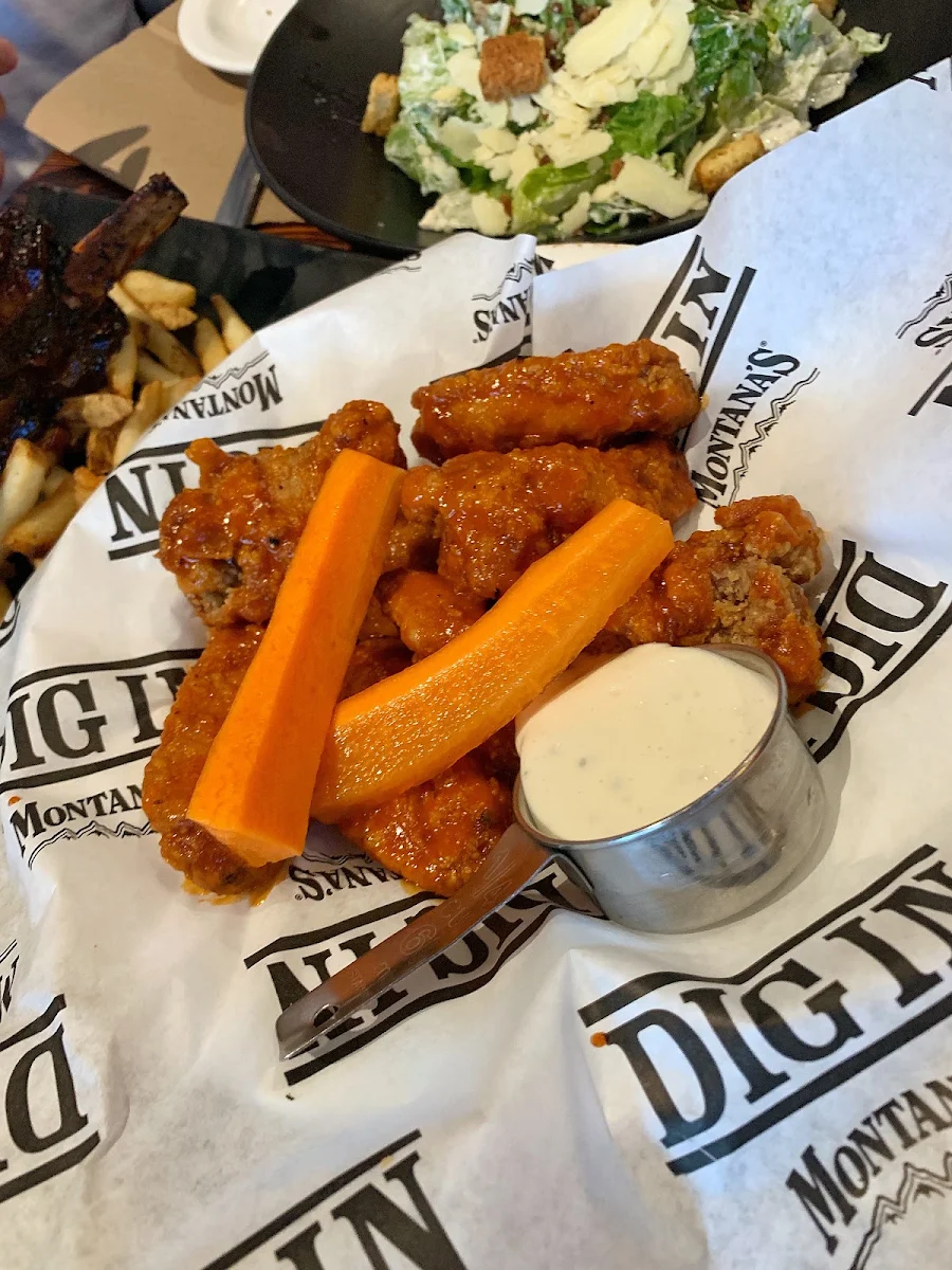 BBQ Chicken Wings, Montana’s BBQ & Bar