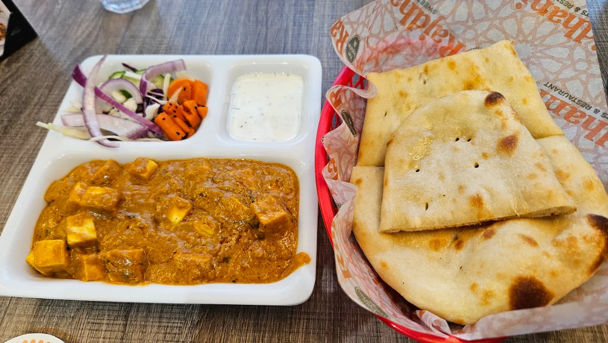 Sabji And Naan, Rajdhani Sweets & Restaurant (Brantford)