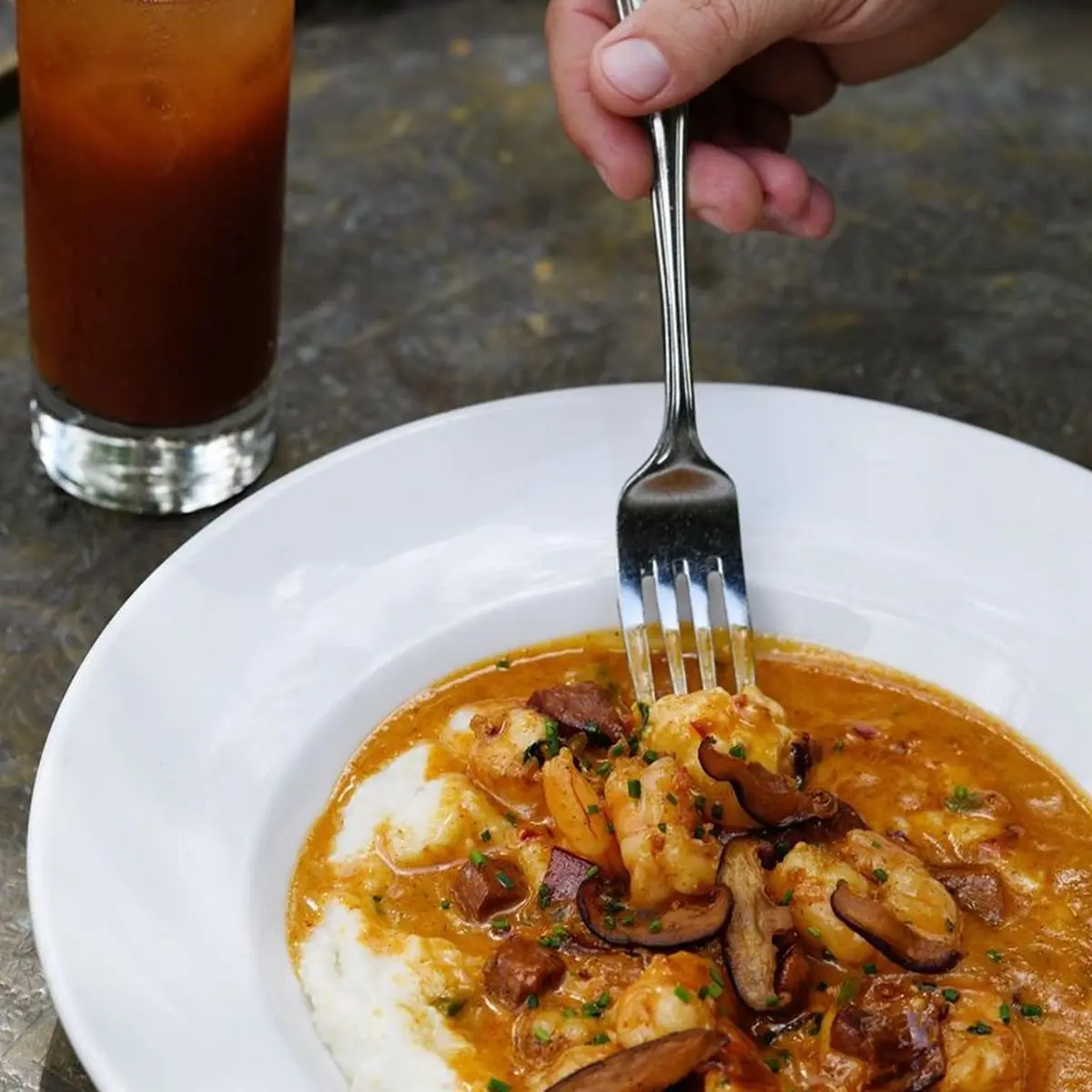 Shrimp & Grits w Tomato Butter Sauce