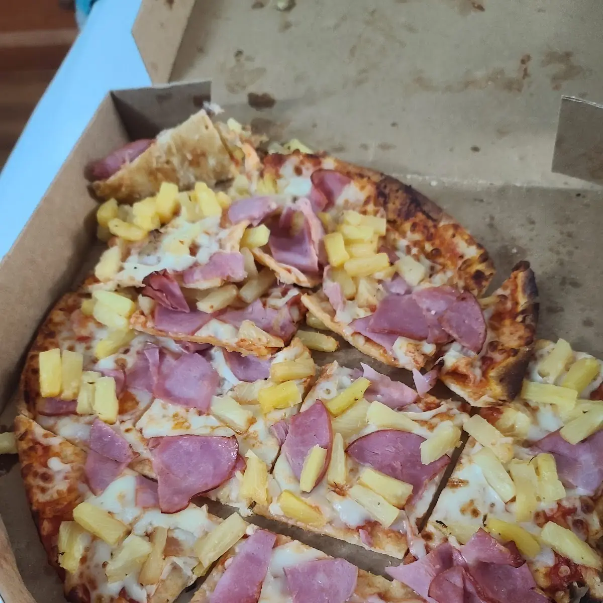 Hawaiian Pizza