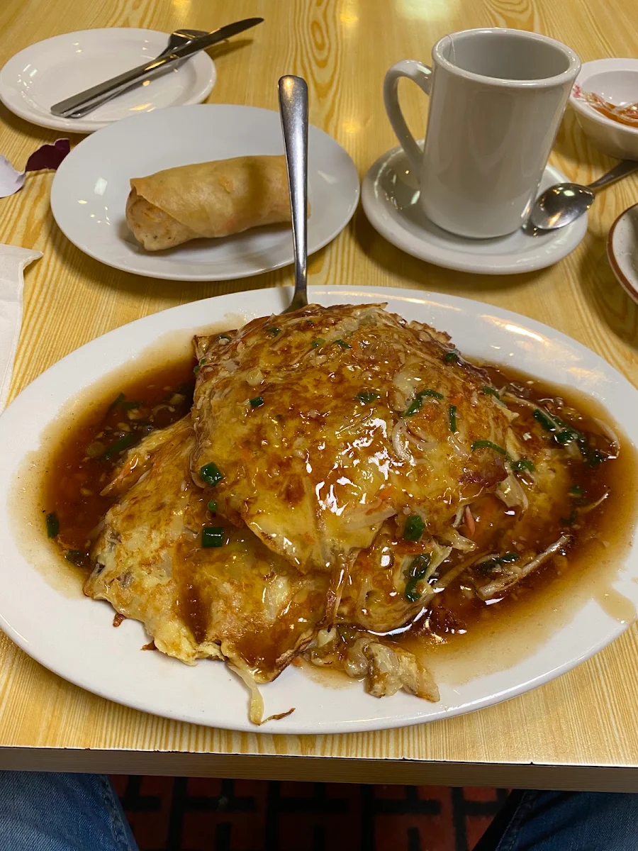 Highlights, Canton Chinese & Western Restaurant