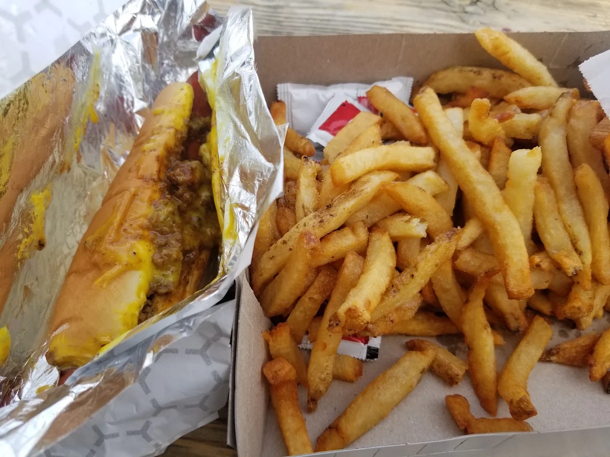 Chilli Dog, VJ's Drive Inn