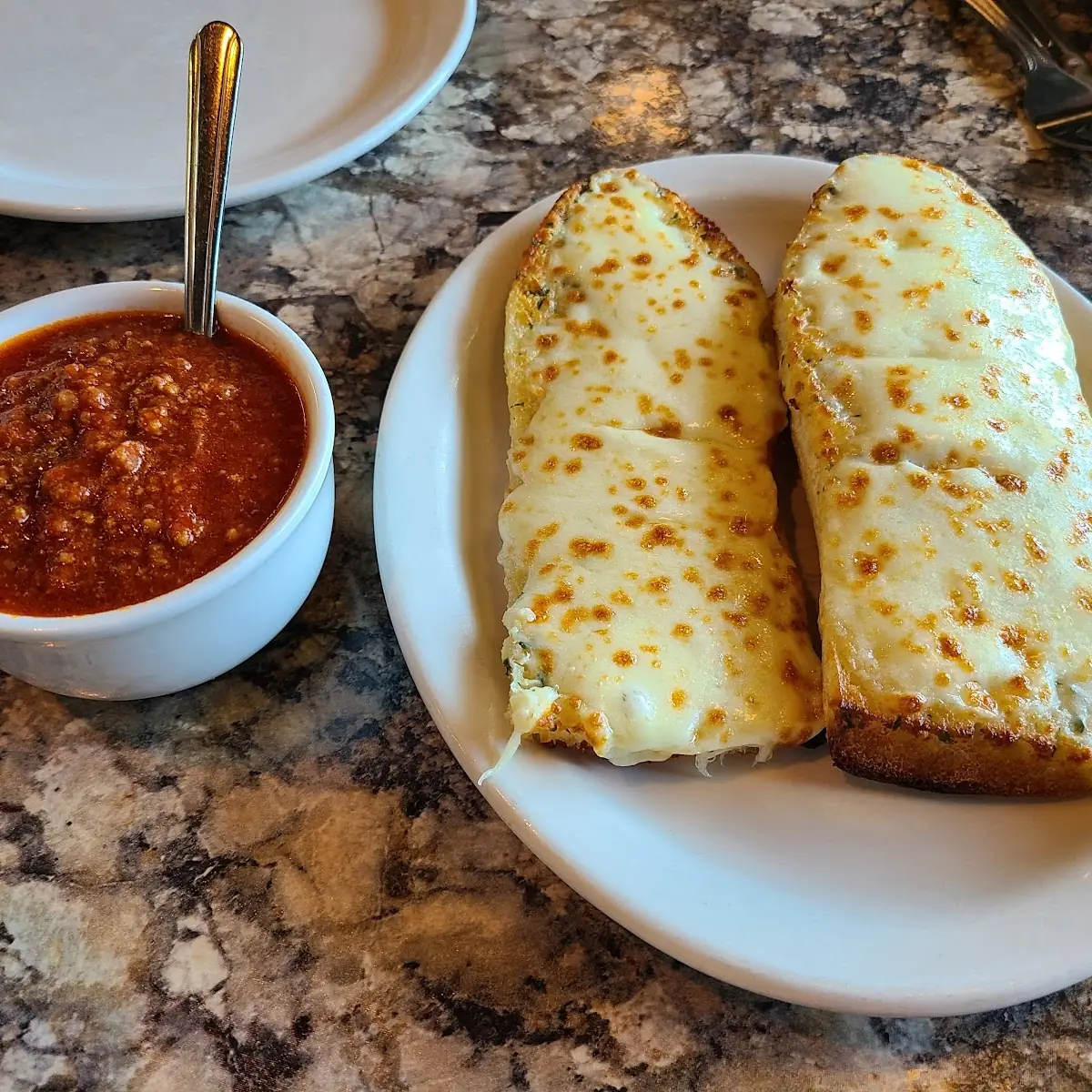 Garlic Cheese Bread