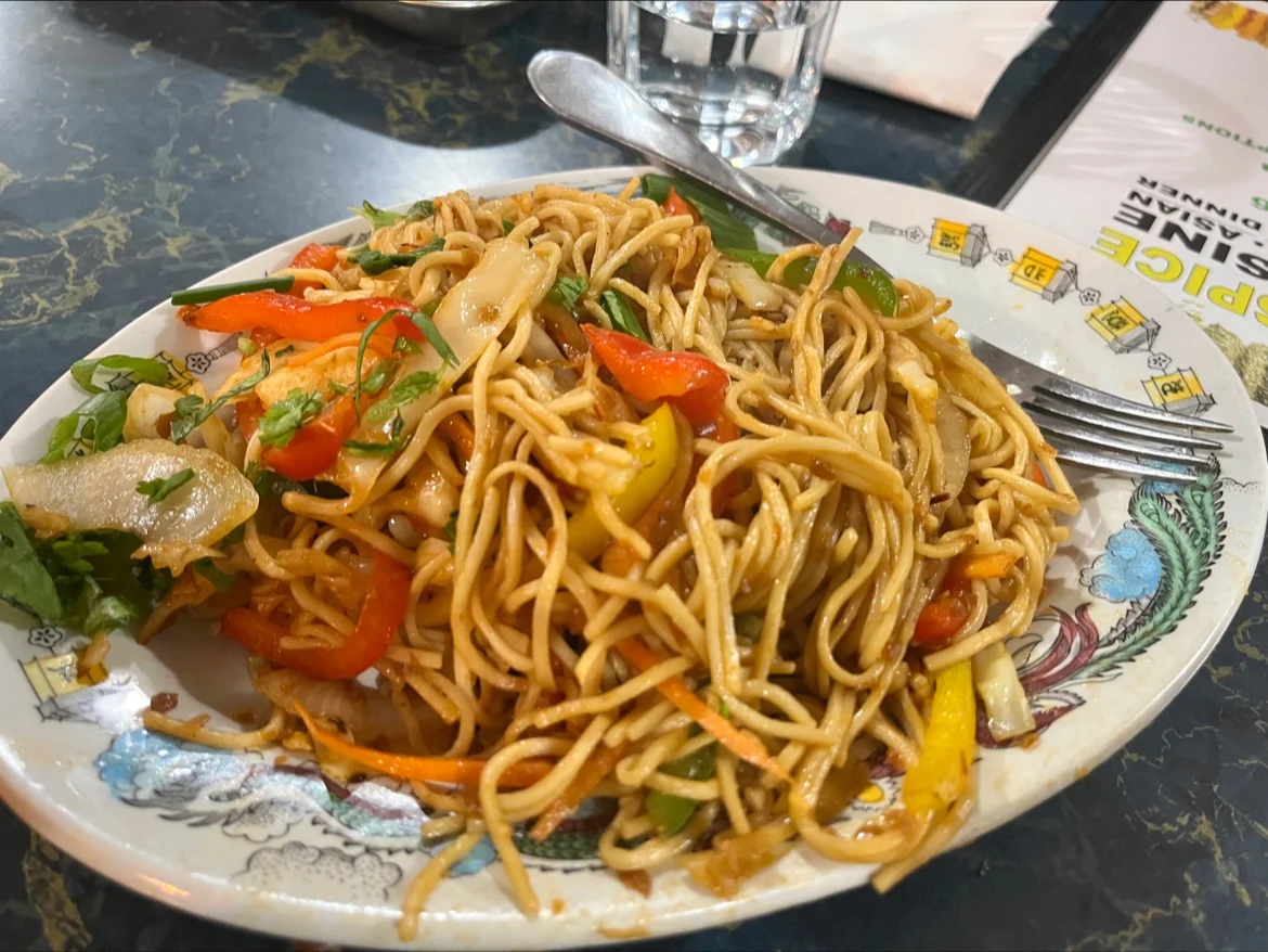 Veg Hakka Noodles, Natural Spice