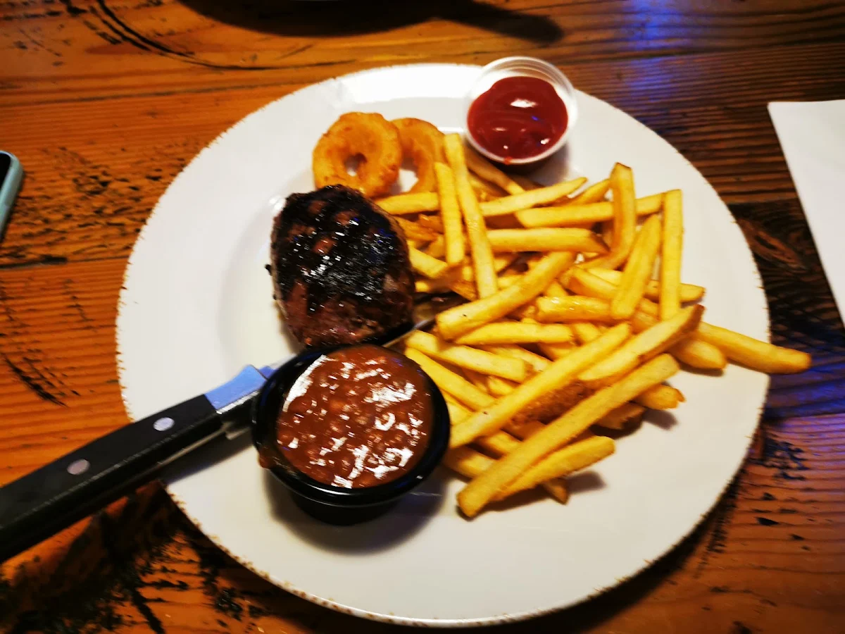 Upgrade to a 100z Sirloin