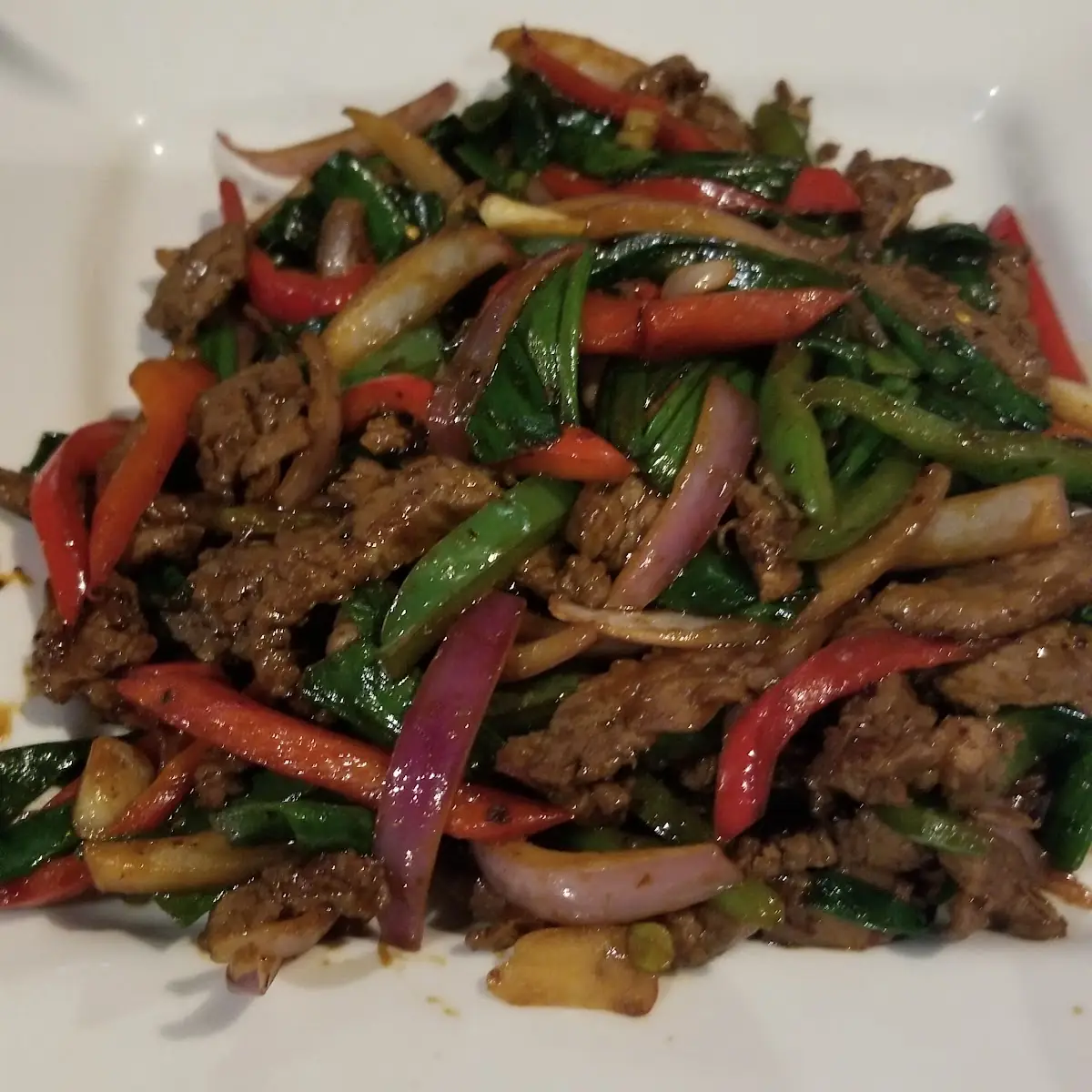 C14. Sliced Beef with Garlic Sauce