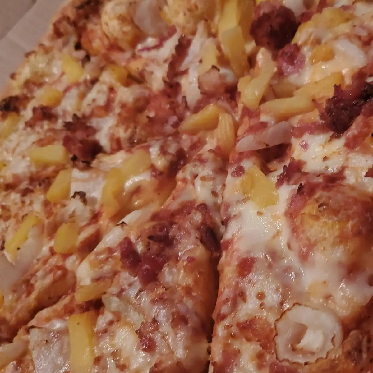 Hawaiian Pizza
