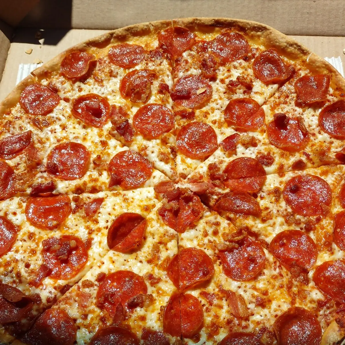 Large Thin Pepperoni and Bacon