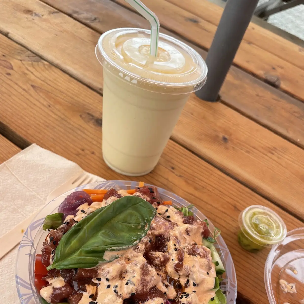 Mango Pineapple Smoothie, Pura Vida