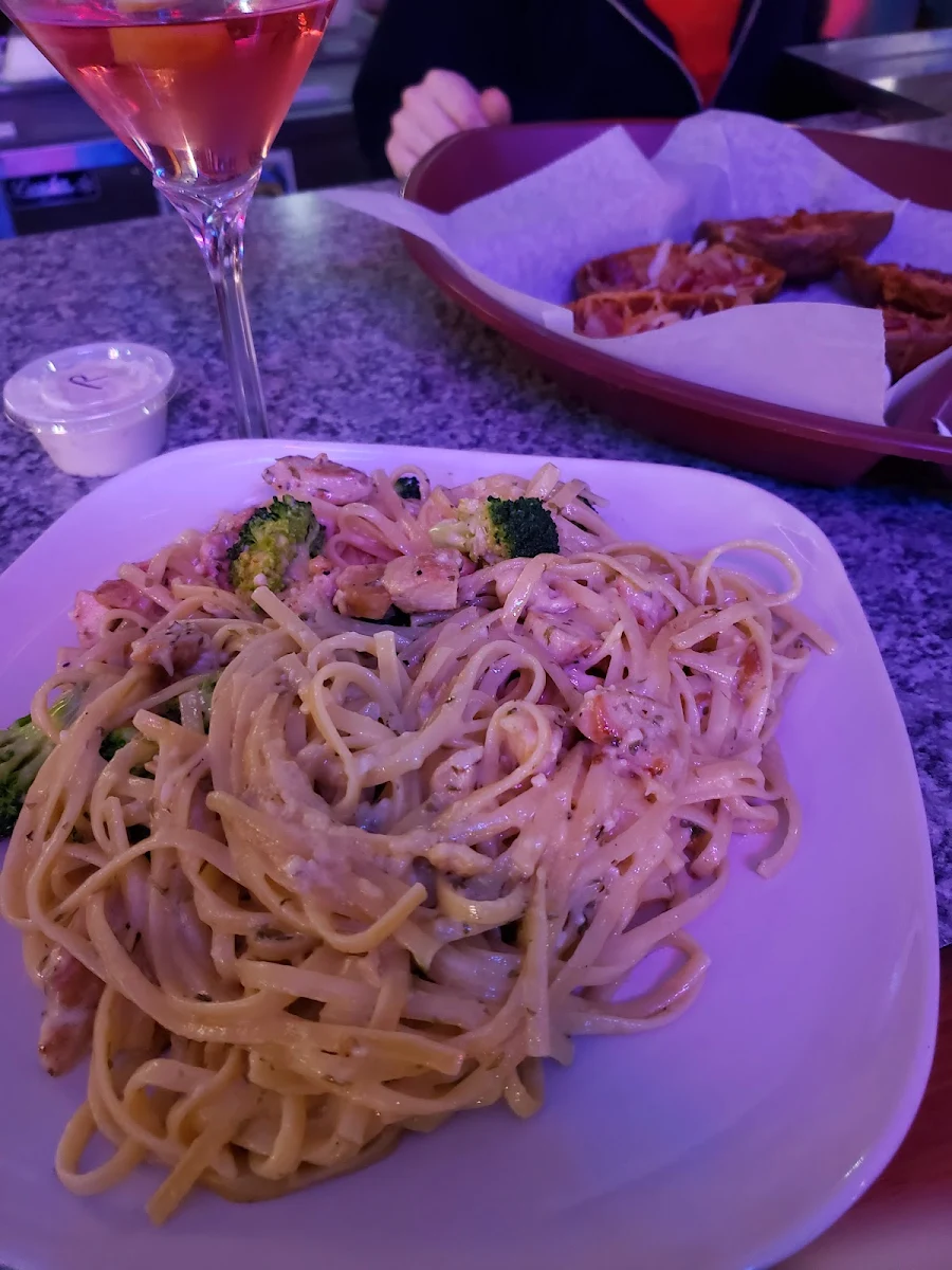 Chicken Broccoli Alfredo