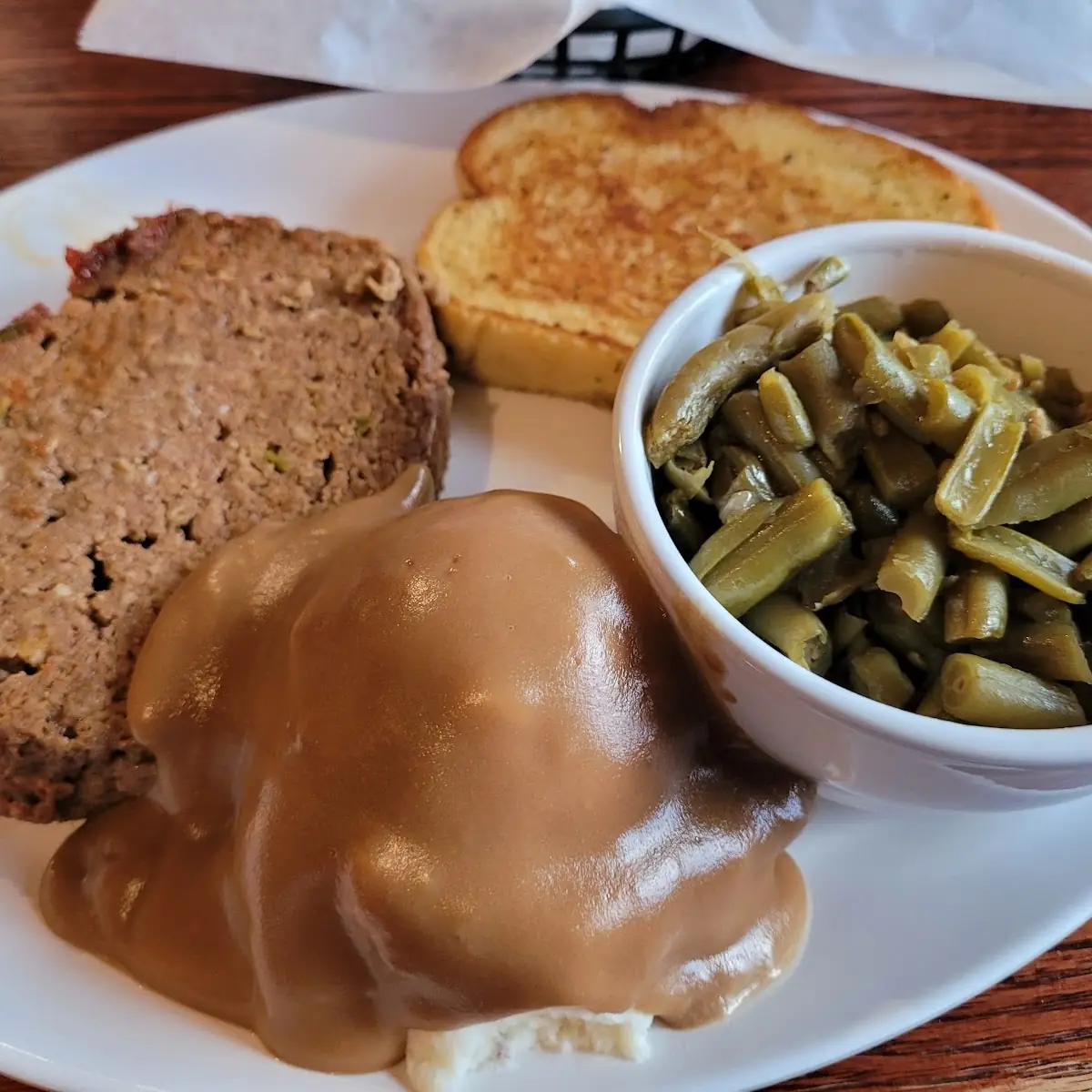 Meatloaf with Mashed Potatoes & Gravy and Green Beans