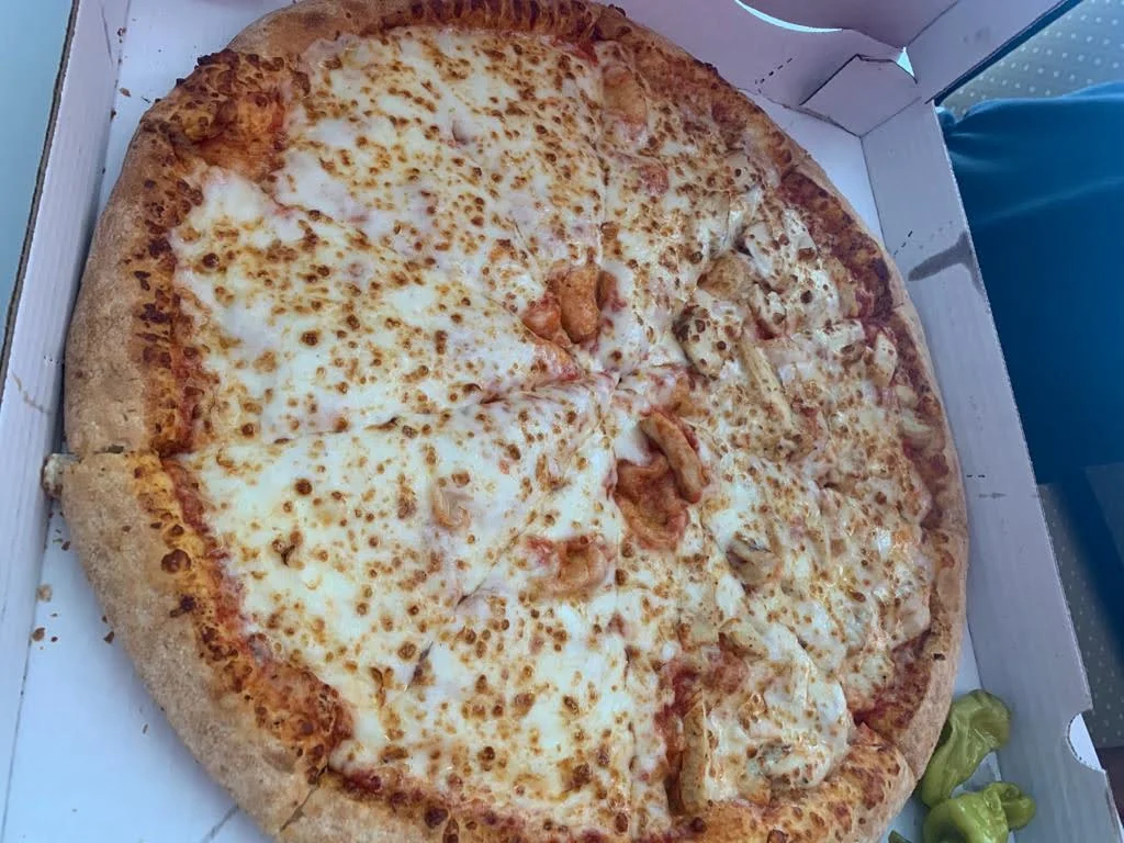 Half Chicken Half Cheese Pizza
