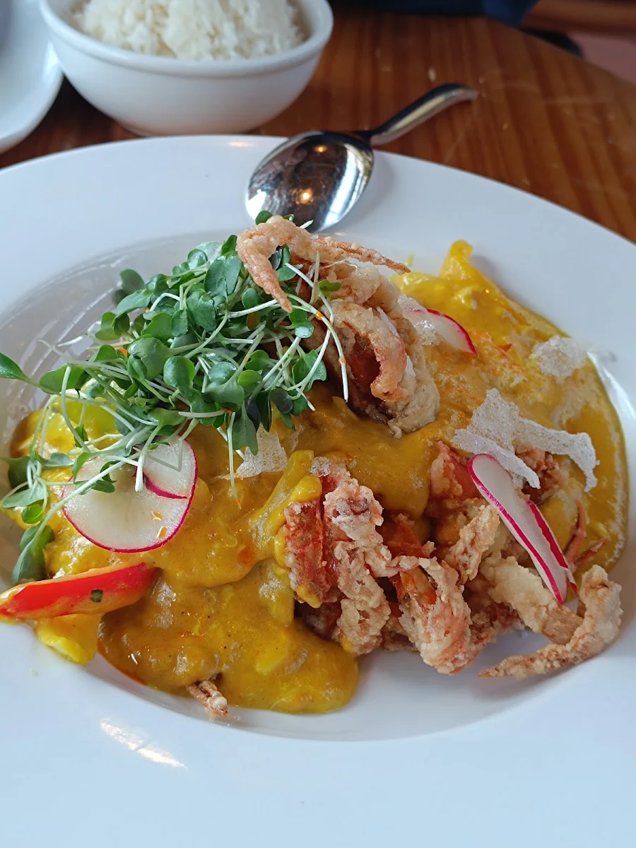Yellow Curry Soft Shell Crab, RENS Cafe & Bistro Thai Contemporary