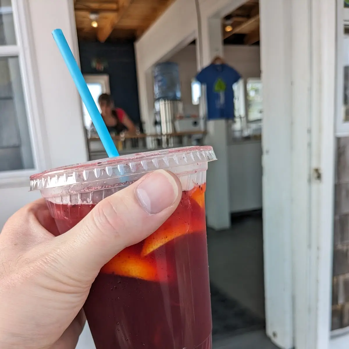 Highlights, Tall Tom's Lemonade & Ice Cream