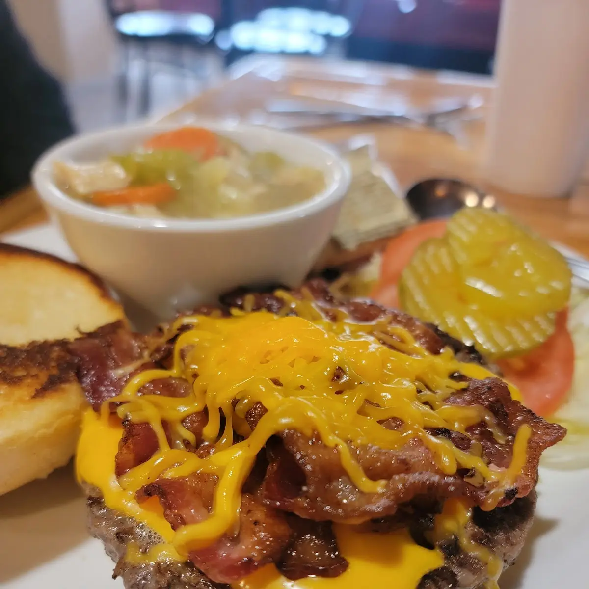 Bacon Cheeseburger