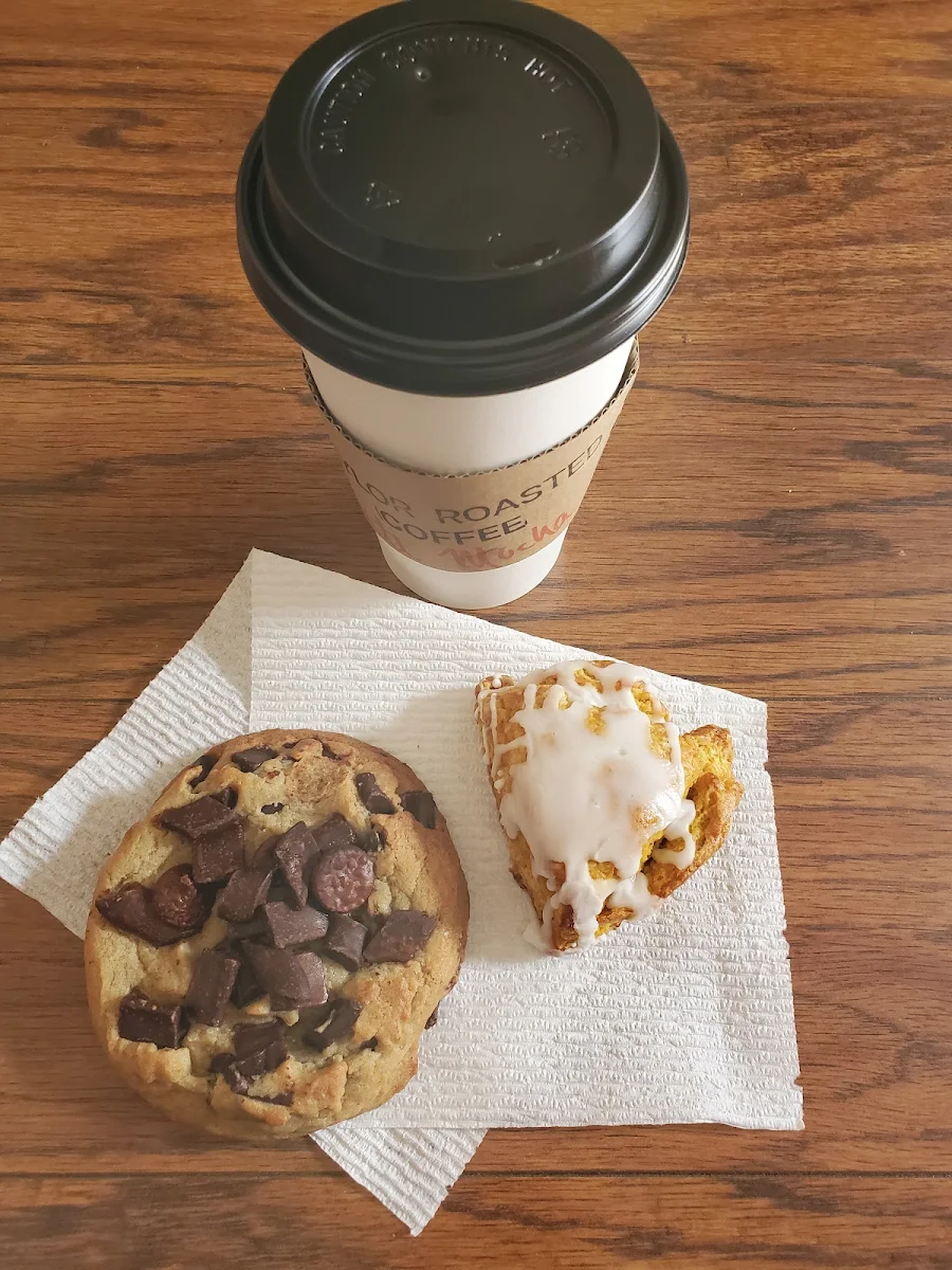 Chocolate Chip Cookie