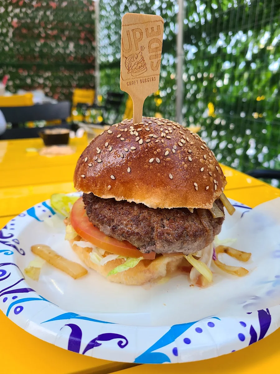 Sunny Burger
