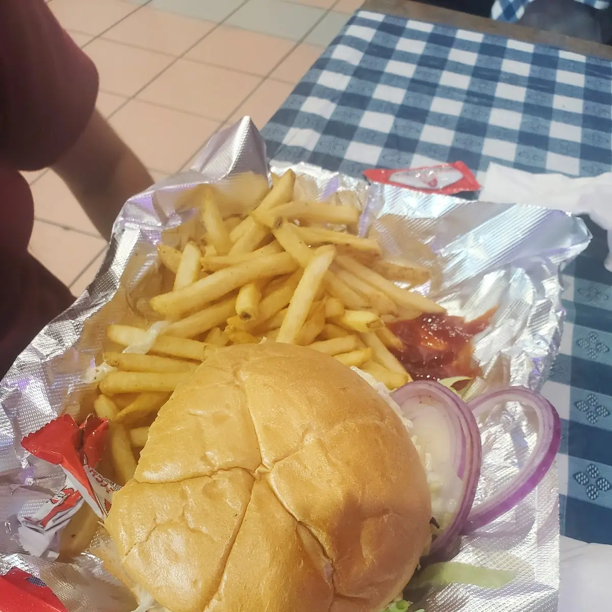 Cheeseburger Deluxe