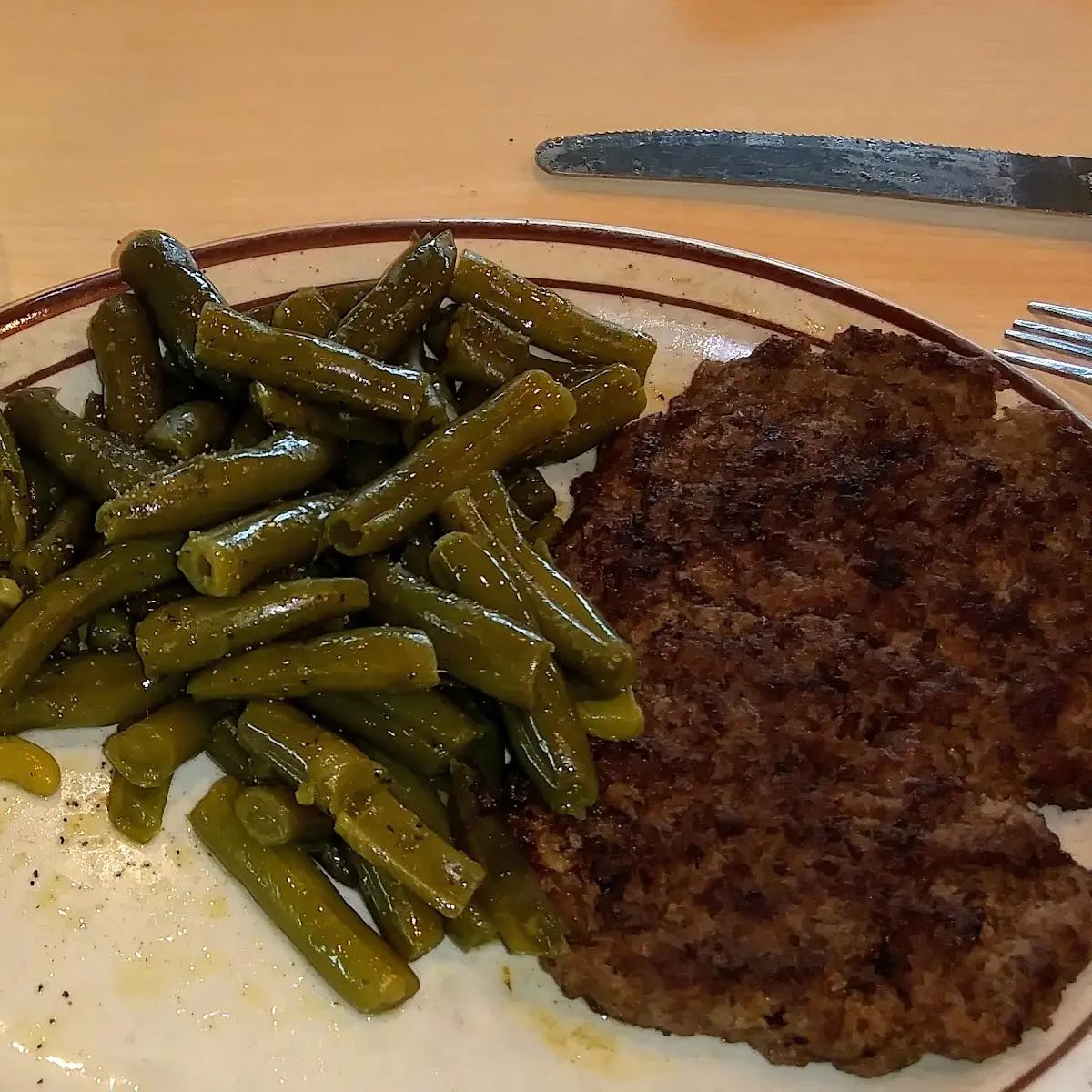 Hamburger Steak and Green Beans