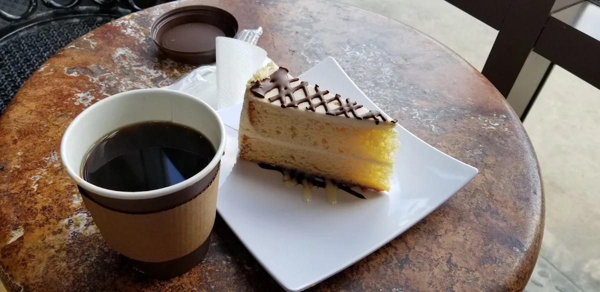 Café De Olla Y Postre De Tres Leche