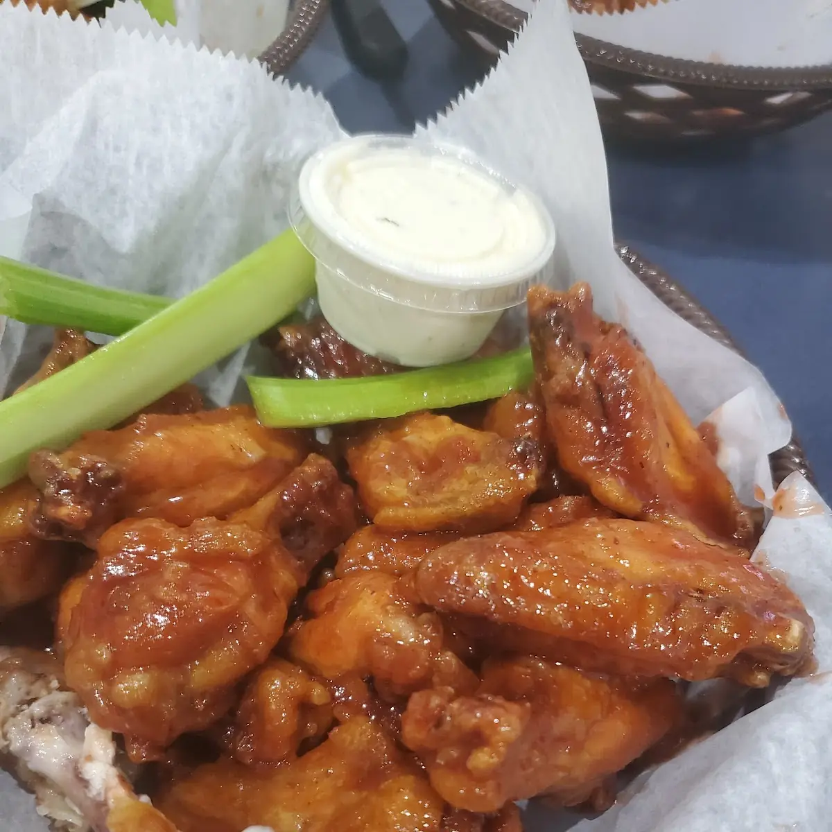 8oc Boneless Wings