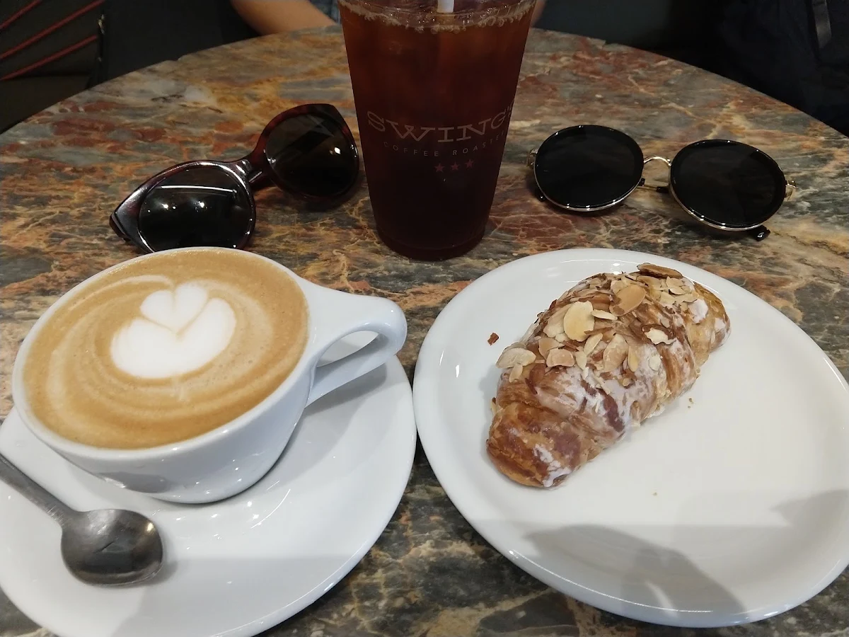 Cappuccino Almond Croissant