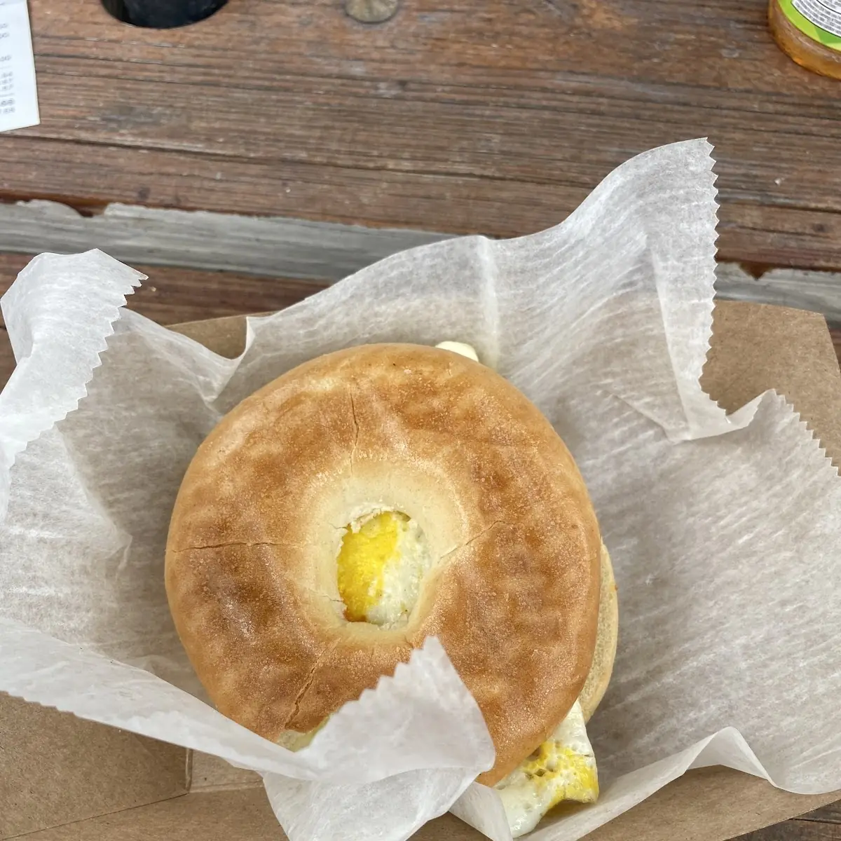 Bagel w / cream cheese