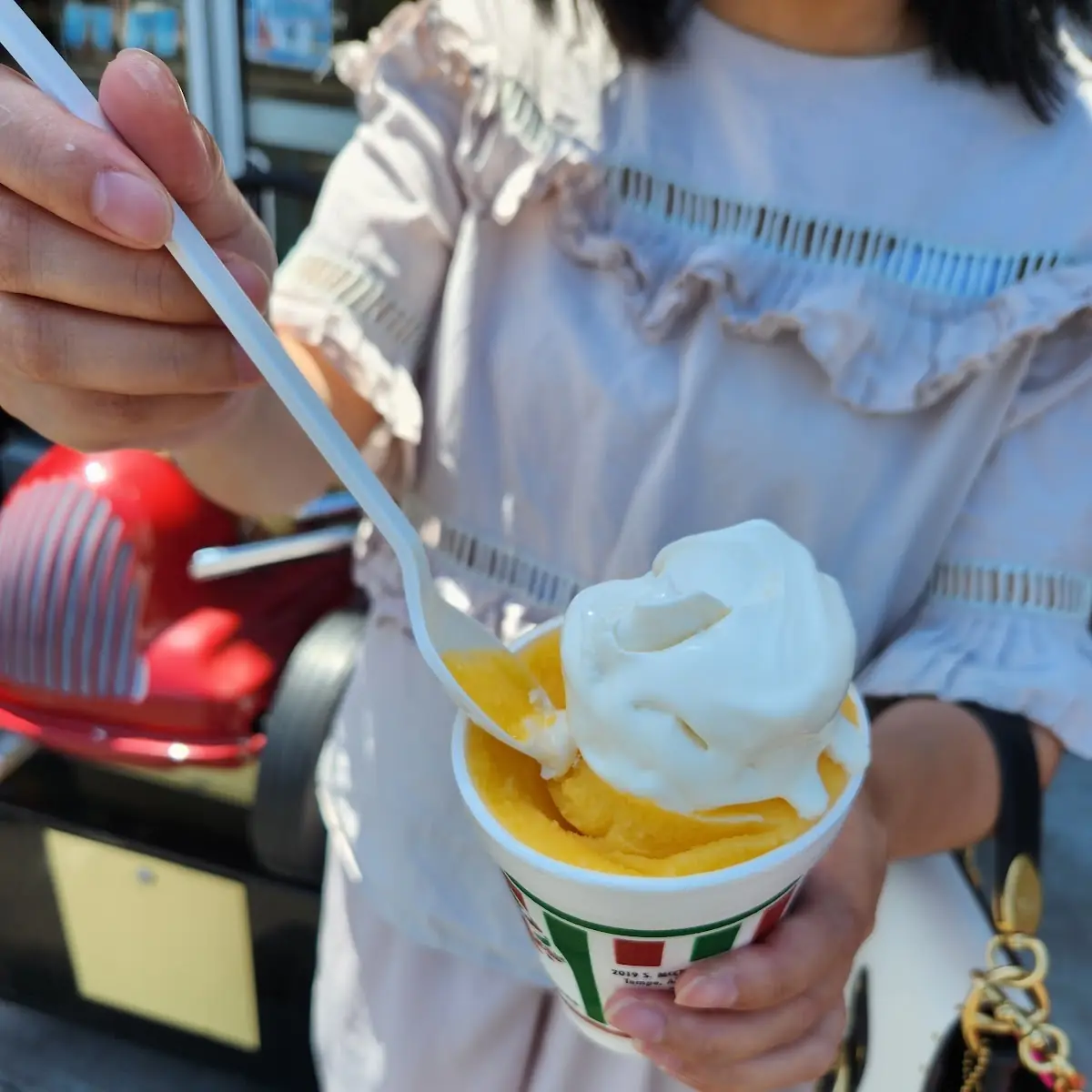 Dole Whip Pineapplenan