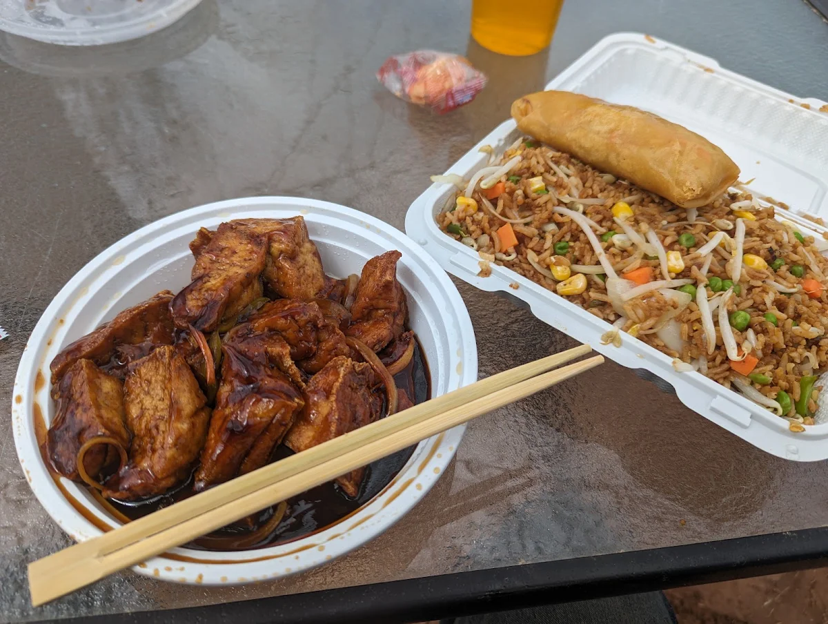 General TSO's Tofu and Vegetable Fried Rice