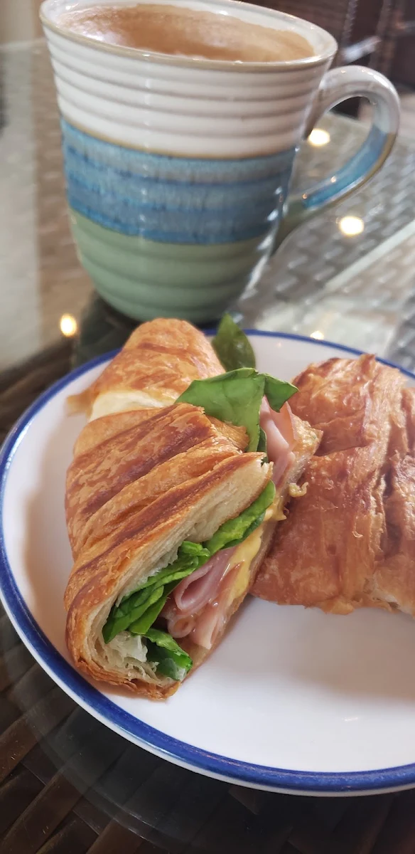 Ham & Cheese Croissant
