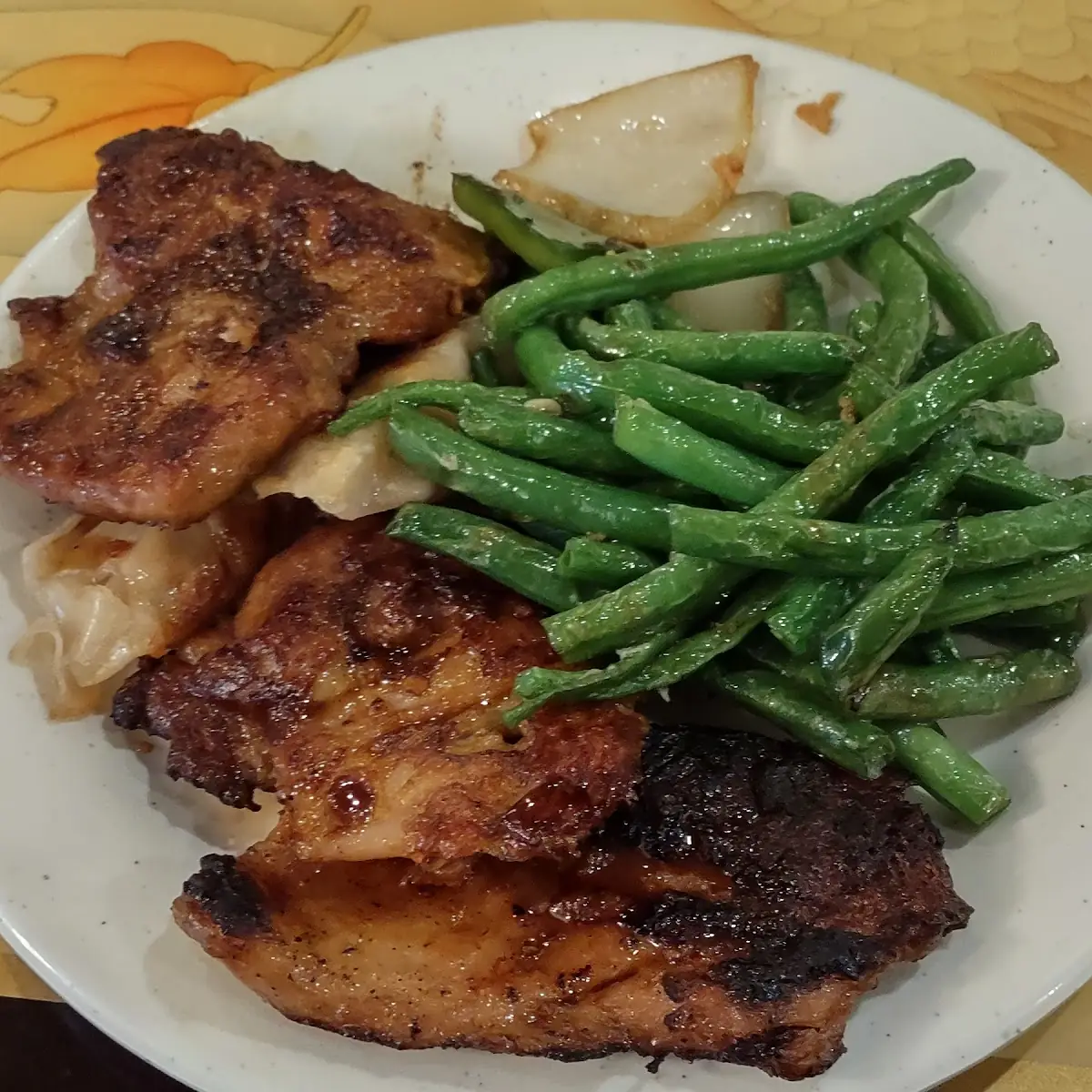 Boneless Chicken Thighs with Green Beans