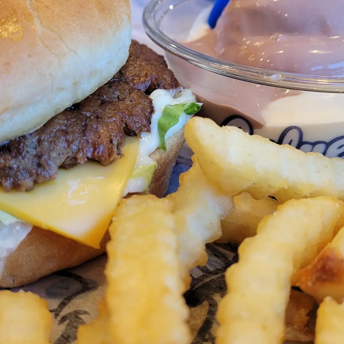 Kids Cheeseburger Combo