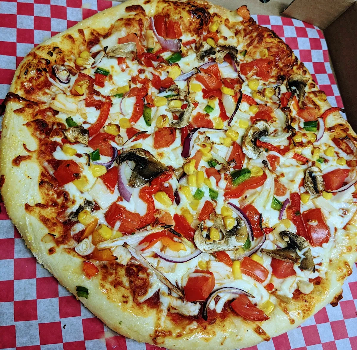 BBQ Grill Chicken Pizza