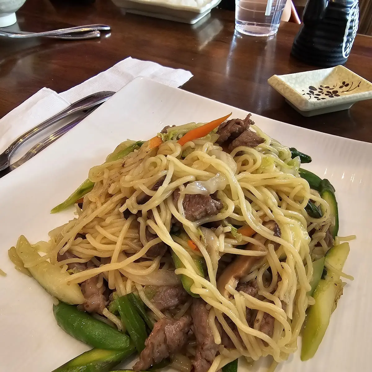 Stir Fried Soba Noodles with Beef