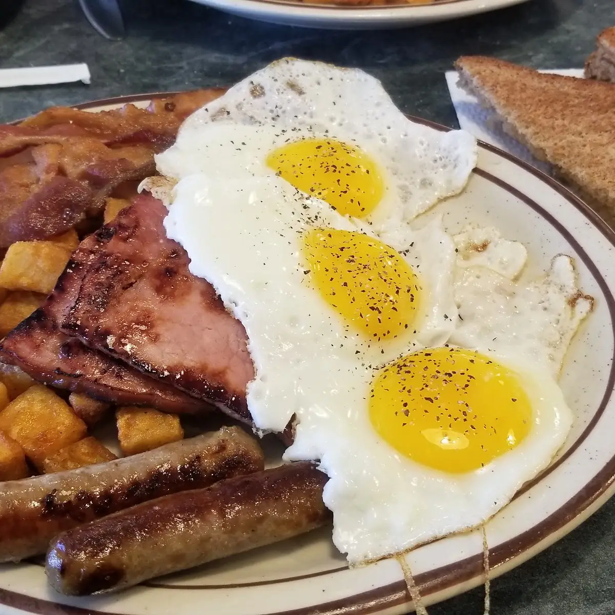 Meat Lover's Special w Diced Potatoes & 3 Eggs
