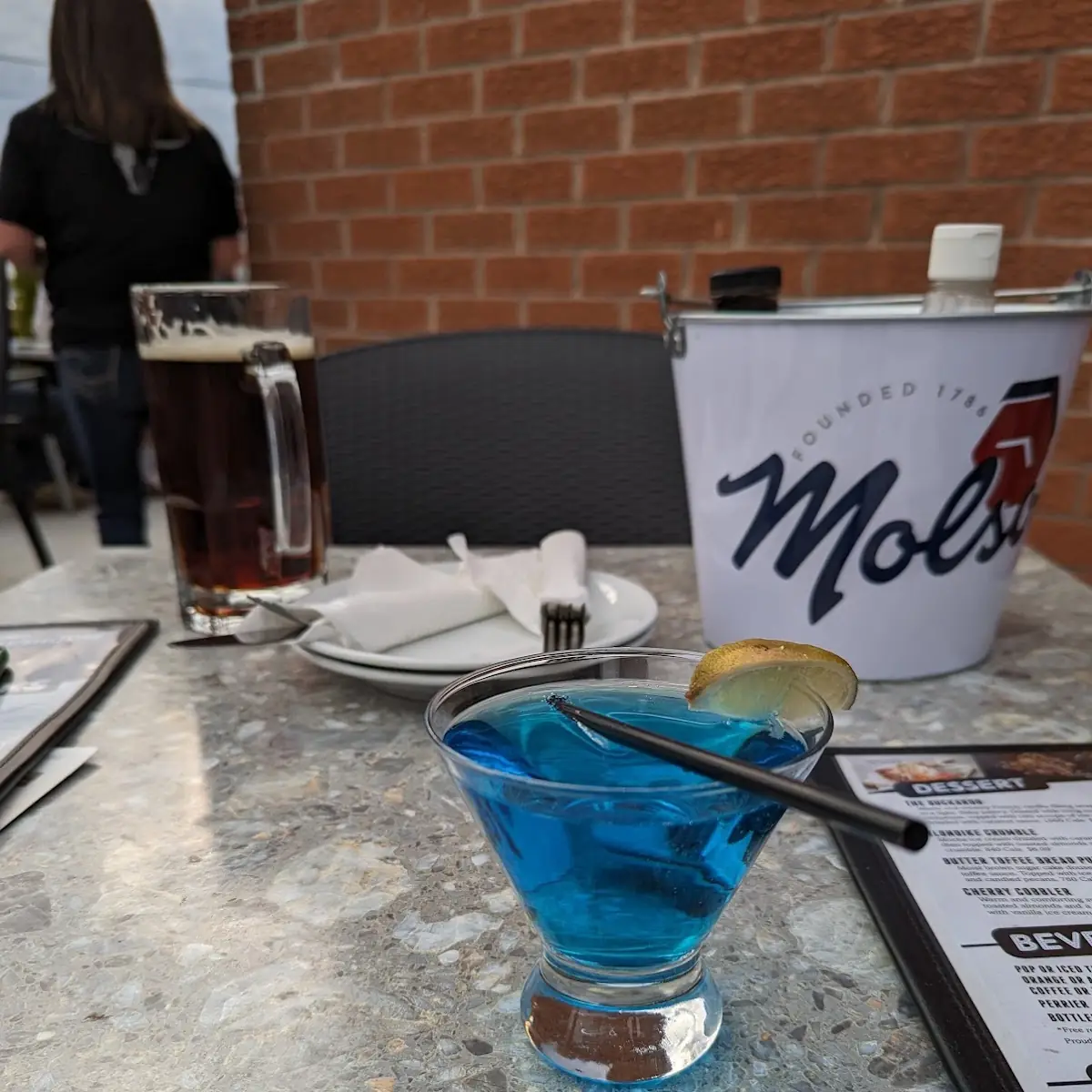 Highlights, Chuck's Roadhouse Bar and Grill