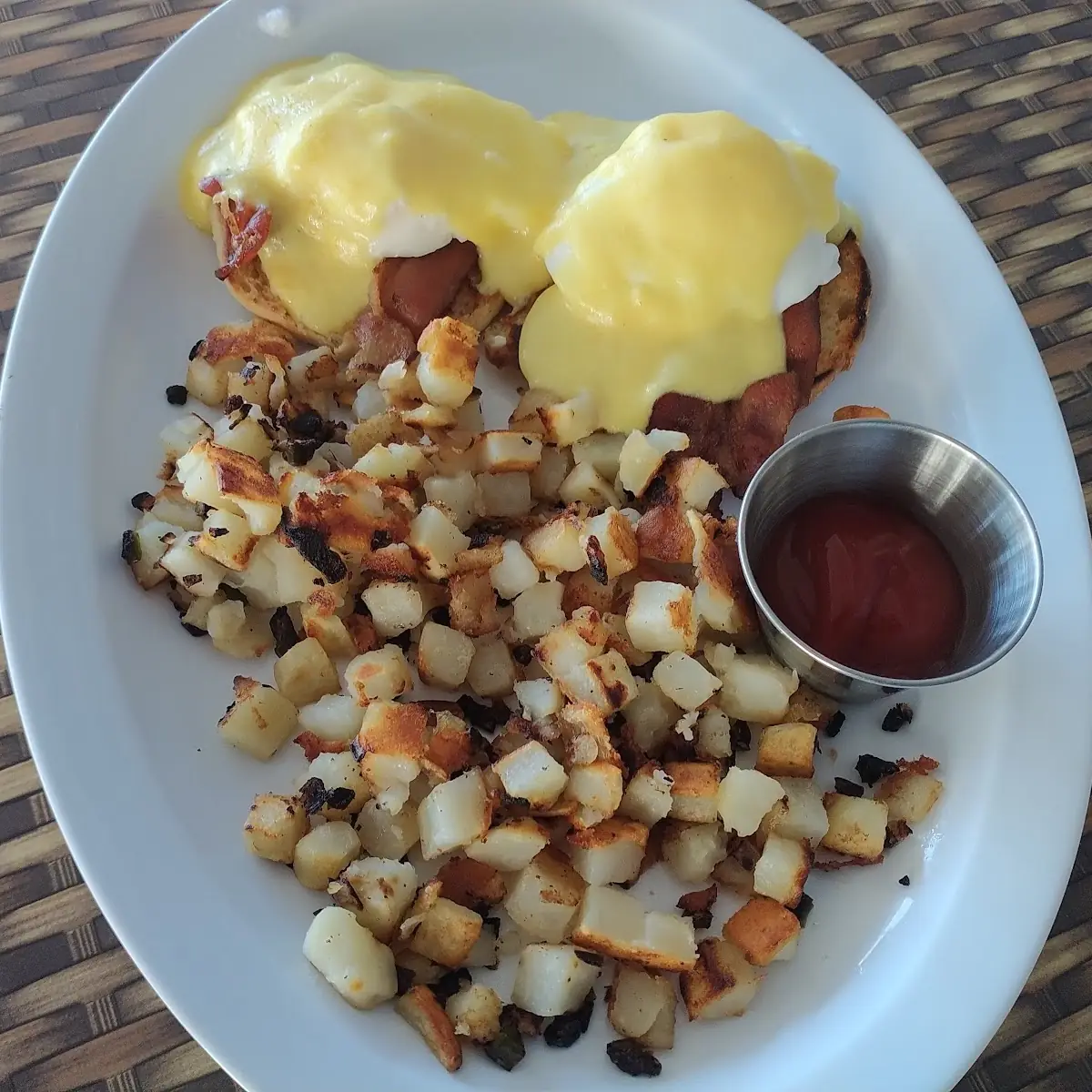 Eggs Benedict