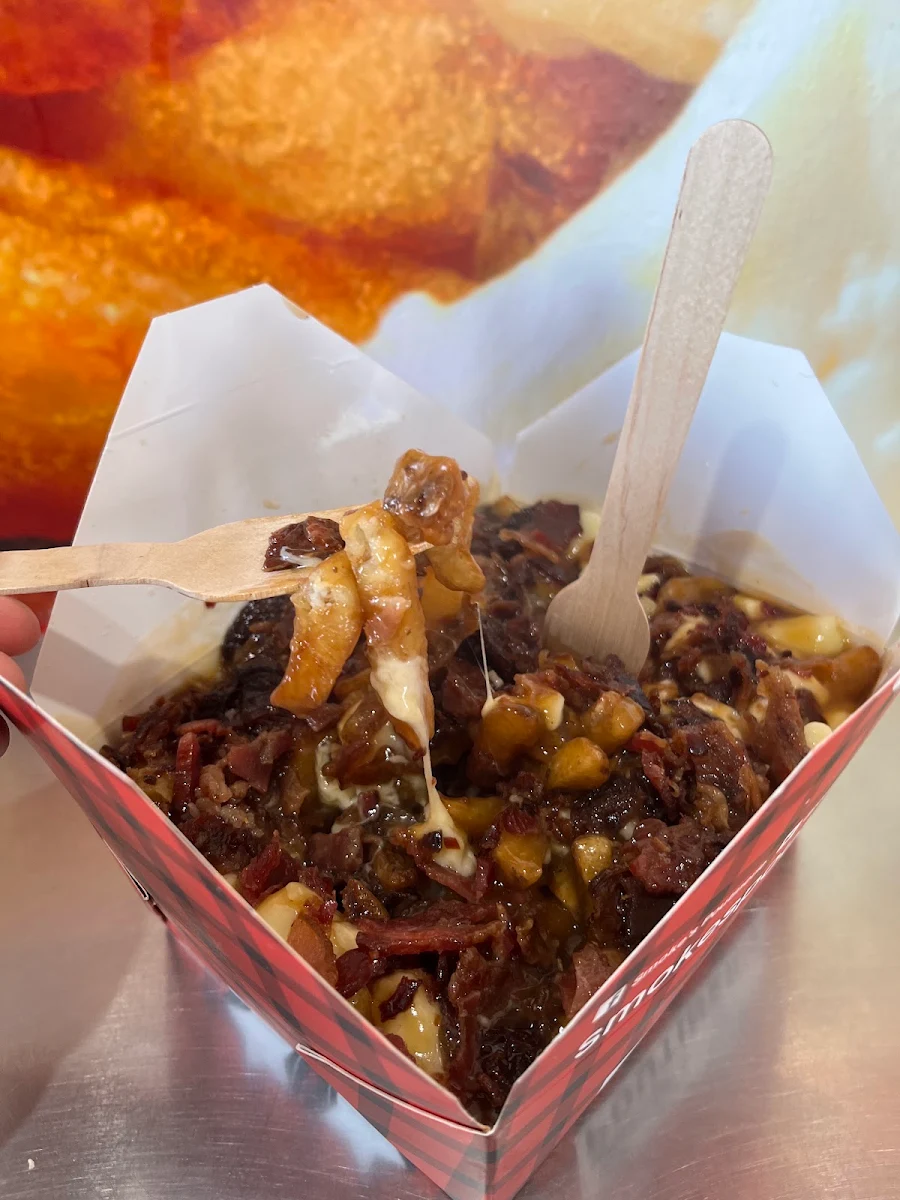 Chili Cheese N' Bacon Poutine, Smoke's Poutinerie Waterloo