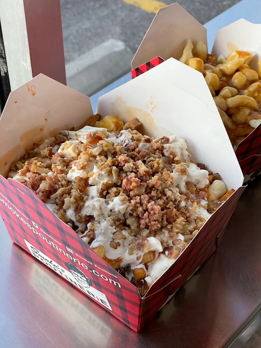 Popcorn Chicken Poutine, Smoke's Poutinerie Waterloo