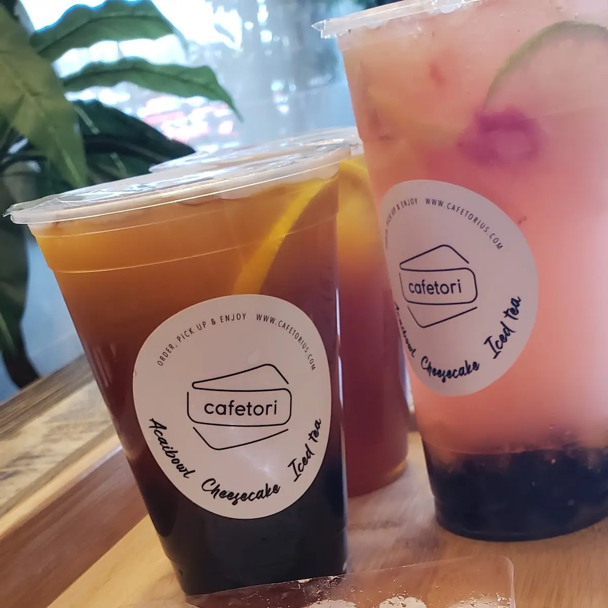 Strawberry Cheesecake and Iced Tea
