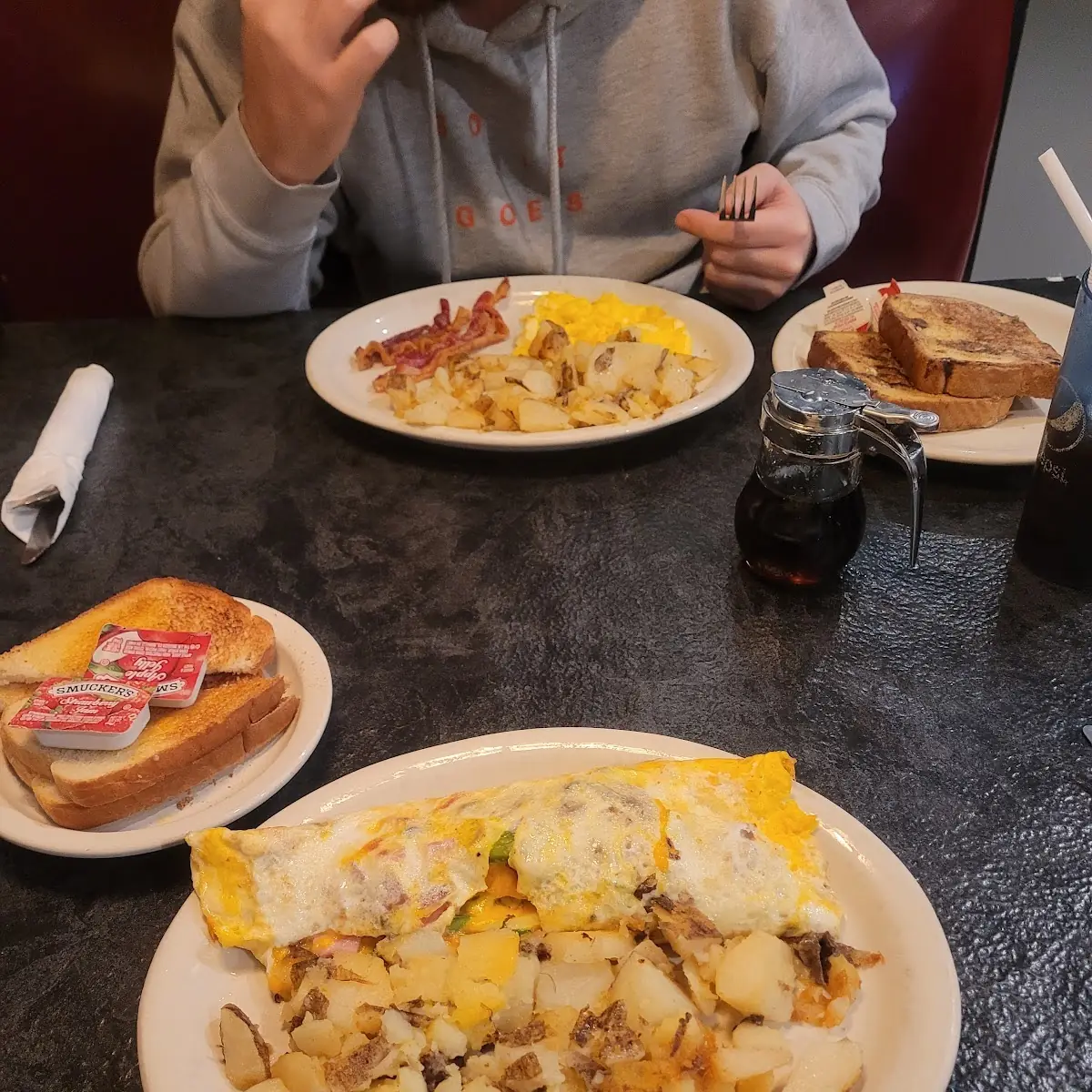 Lous Omelette and Blimps Breakfast