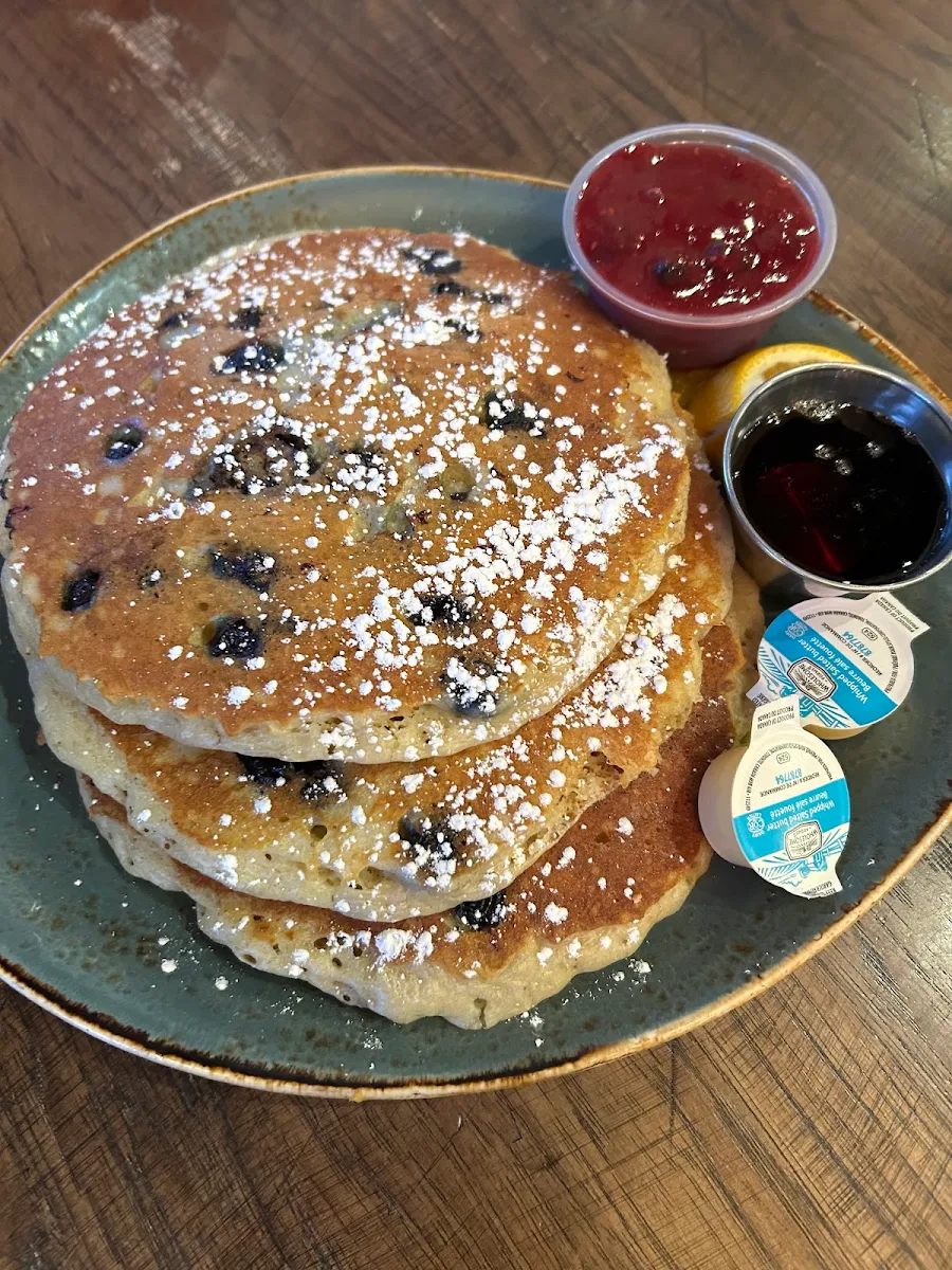 Blueberry Pancakes, Red's Diner in Kensington