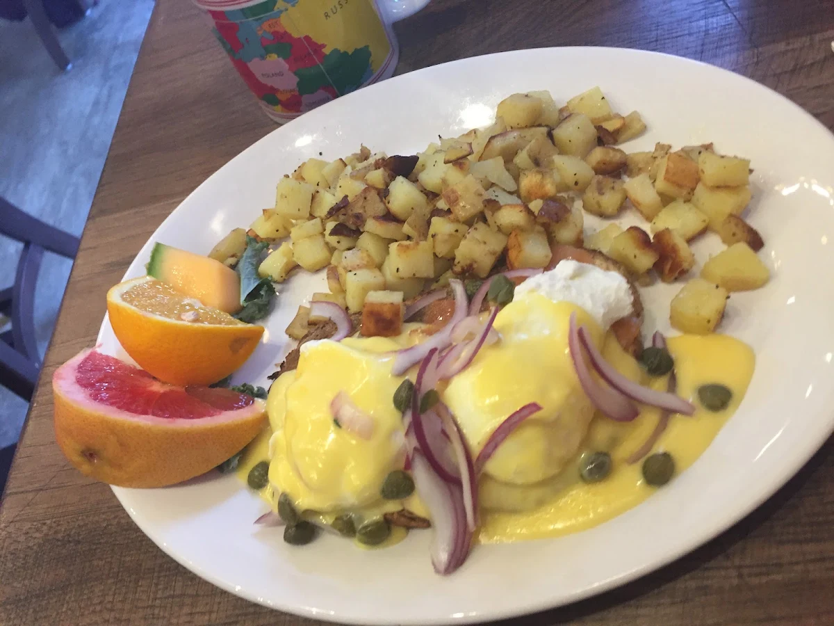 Traditional Benny, Red's Diner in Kensington