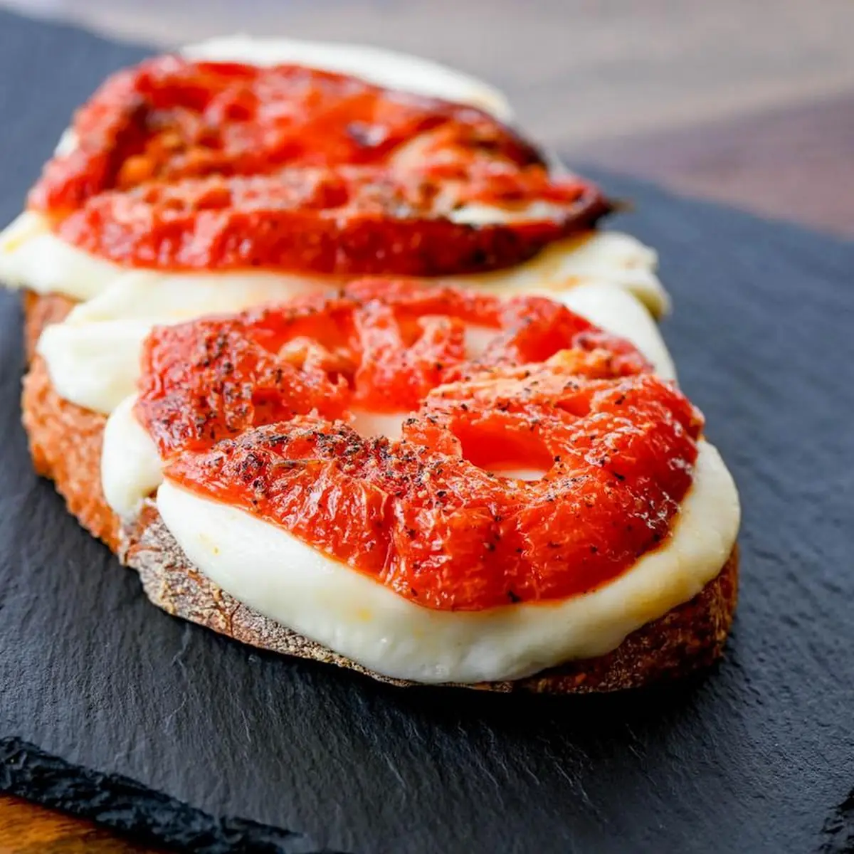 Fresh Goat Cheese & Red Pepper Spread