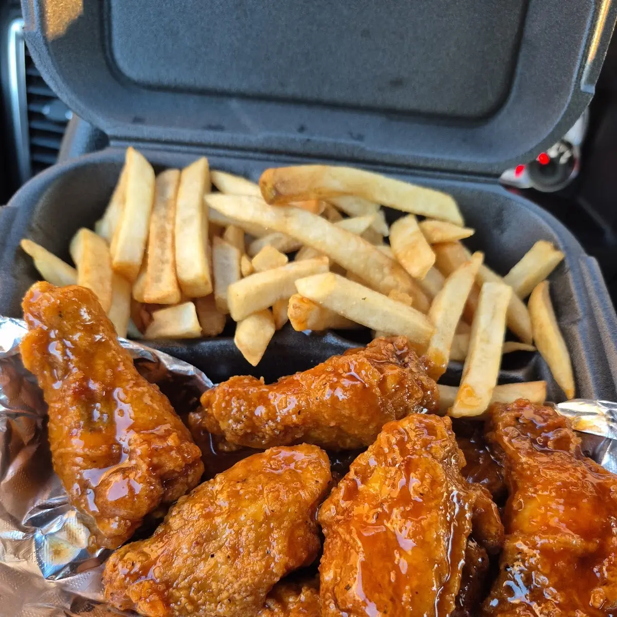 8pc Wings and Fries