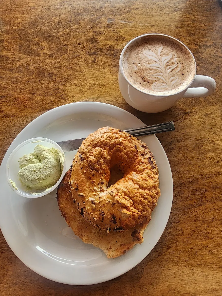 Cheddar Everything Bagel with Pesto Cream Cheese