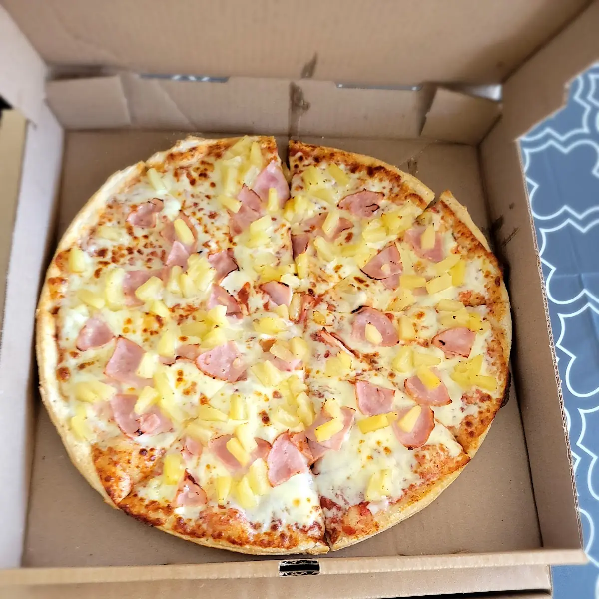 Hawaiian Pizza