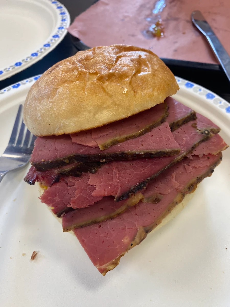 Corned Beef Brisket (1 lb)