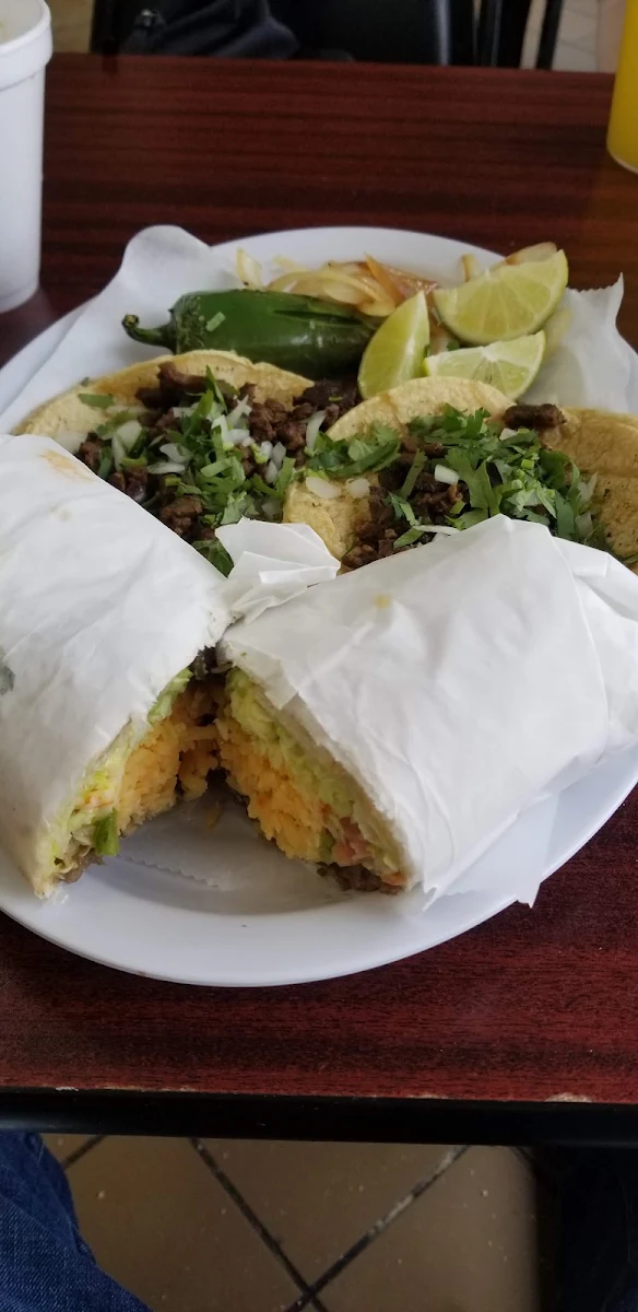 Burrito Y Tacos